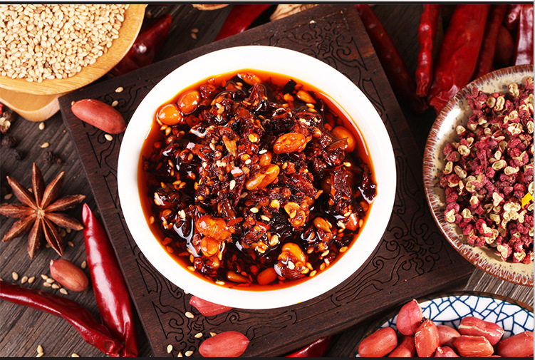 香辣五仁油辣椒 一勺喚醒味蕾，盡顯川滇風味的靈魂調味品